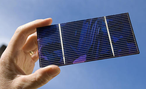 最轻薄太阳能电池问世 DBP制造吸光层