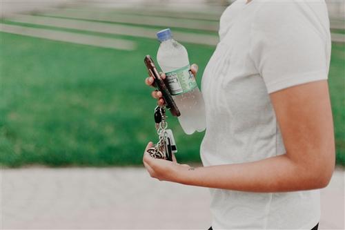 加拿大蒙特利尔拟禁塑料瓶 遭饮品协会三大企业抵制