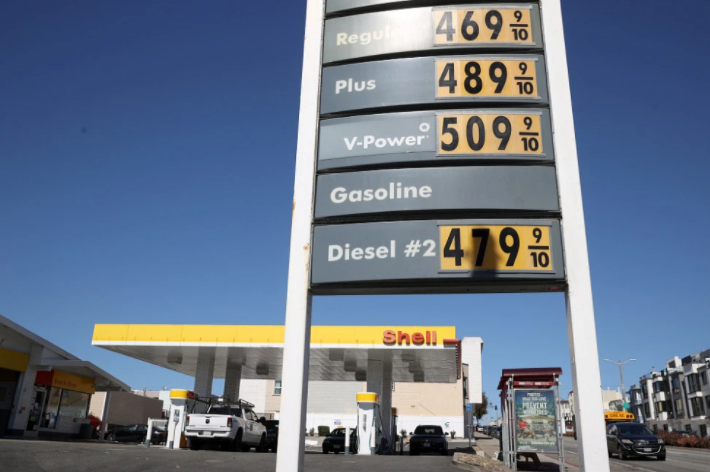 美国将出售3200桶战略储备原油 以降低油价
