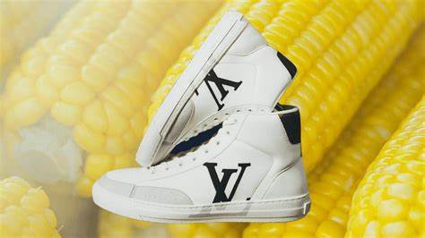路易威登推出由玉米基塑料制成的奢华运动鞋