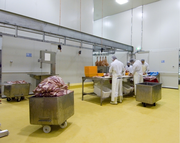 巴斯夫携高功能地坪产品亮相2017中国国际肉类工业展会