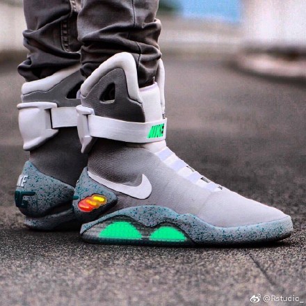 81万的Nike耐克鞋，贫穷再次限制了我的想象力