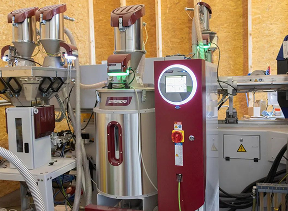 威猛巴顿菲尔全电动注射生产线实现天然再生材料注塑