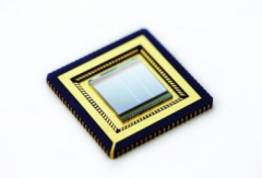 石墨烯集成相机，可以看到看不见的