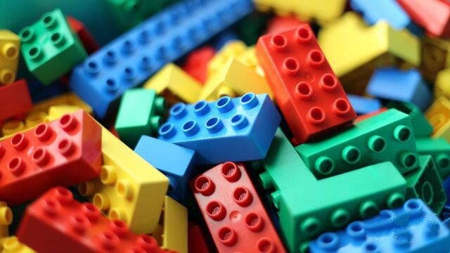 告别塑料，乐高用甘蔗来制作玩具