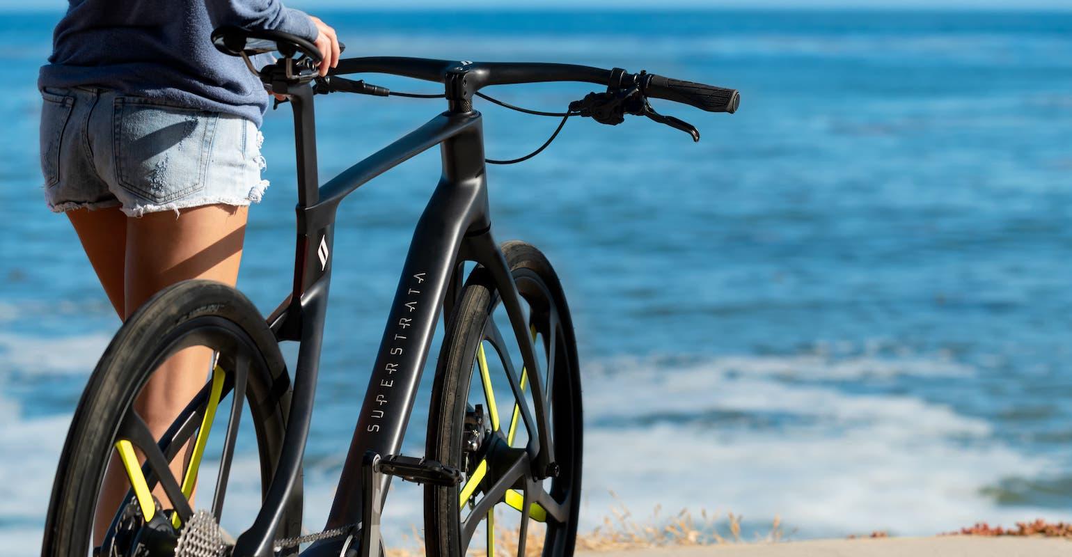 3D打印一体式碳纤维电动自行车首次亮相