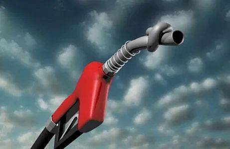 国内油价15日迎2021年首次上调 或将完成“五连涨”