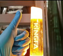 心系抗疫！金发科技第一只高性能防护手套成功产出