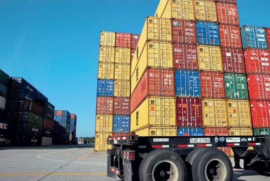 外媒报道，中国出口集装箱一柜难求