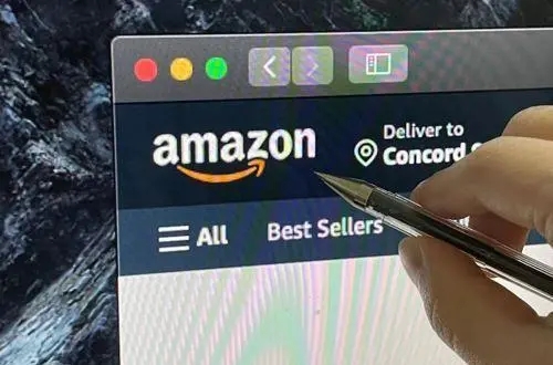 亚马逊有望问鼎全球“最赚钱公司”？贝索斯激流勇退宣布交权