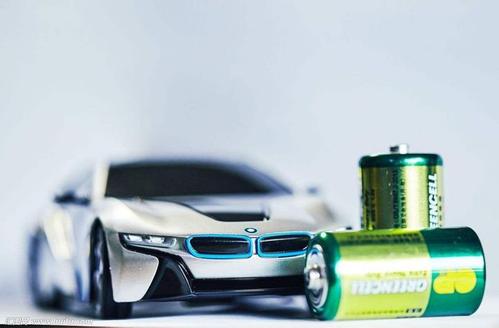 新能源汽车爆发式增长 二季度电池供应是最大瓶颈