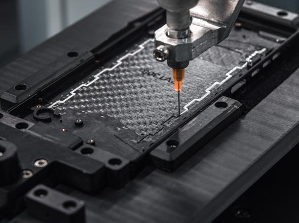 全球首款碳纤维机身智能手机于德国研发成功