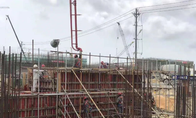 创新！广东石化HDPE项目开创国内挤压机设备基础整体浇筑先河