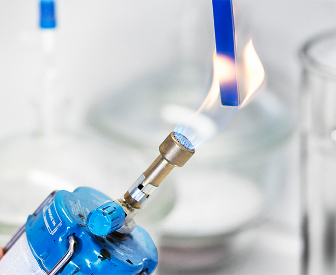 Wevo为电动汽车电气元件设计的耐温材料获得UL认证