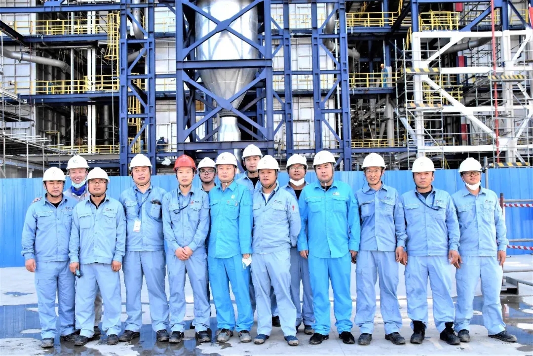 古雷石化乙烯装置裂解炉点火烘炉一次成功