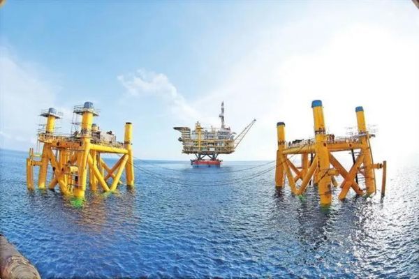总重近3万吨！中国最大海上原油生产平台安装完成