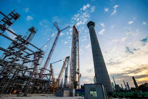 天津石化环氧丙烷项目大型设备吊装完成