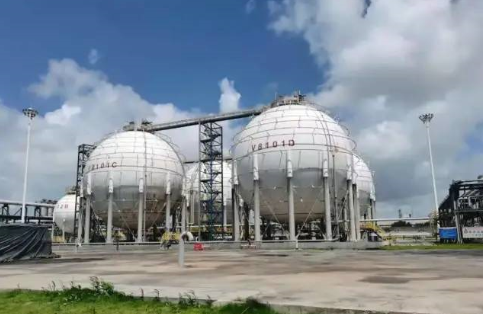 鸿基石化携手华泓百亿项目，共建综合能源示范