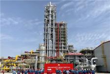 中石油塔里木油田天然气乙烷回收工程投产 　　