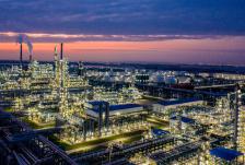 为期20年！中国石化与美国维吉签署LNG长期购销协议