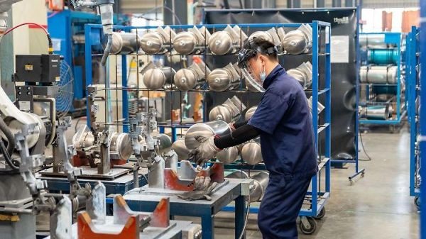 德媒：欧美车企陷入短缺恐慌之际 中国“点亮镁厂的灯”