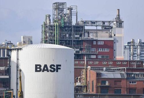 巴斯夫加速实施二氧化碳减排目标