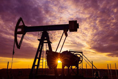 国际原油期货结算价本周累跌超12% 创2011年以来最大单周跌幅