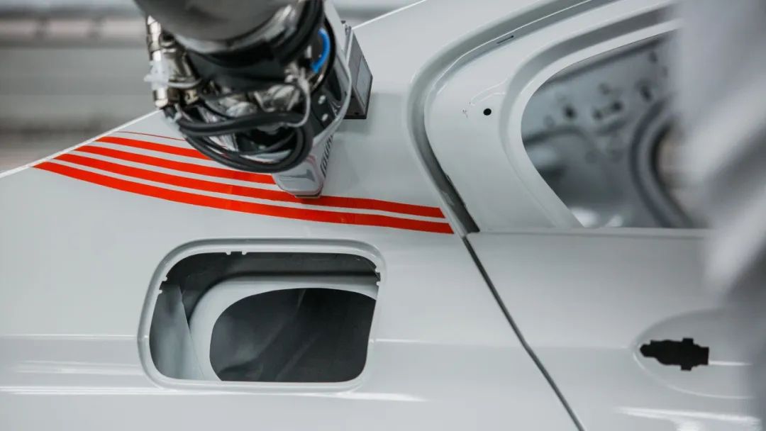 杜尔推出EcoPaintJet Pro，可在车身结构复杂的表面实现边界分明、