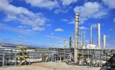 库尔茨越南薄膜厂开工建设，总投资约四千万美元