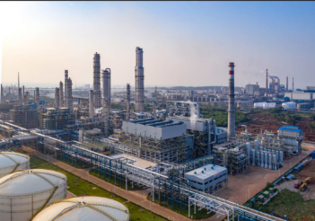 海南炼化乙烯项目年产20万吨气相法聚丙烯装置中交