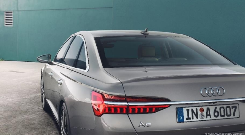 用于奥迪A6尾灯的罗姆宝克力®模塑料