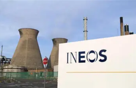 英力士与中国石化签署了三项主要的石化协议，总价值70亿美元