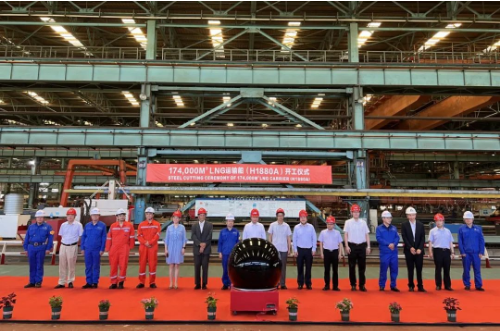 中国海油：中国最大LNG船舶建造项目的首艘船舶