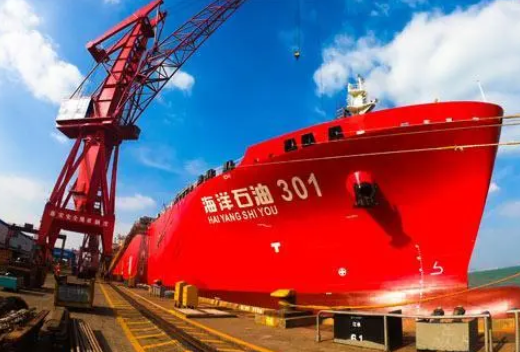 中国首艘！我国首艘液化天然气运输加注船“<font color=