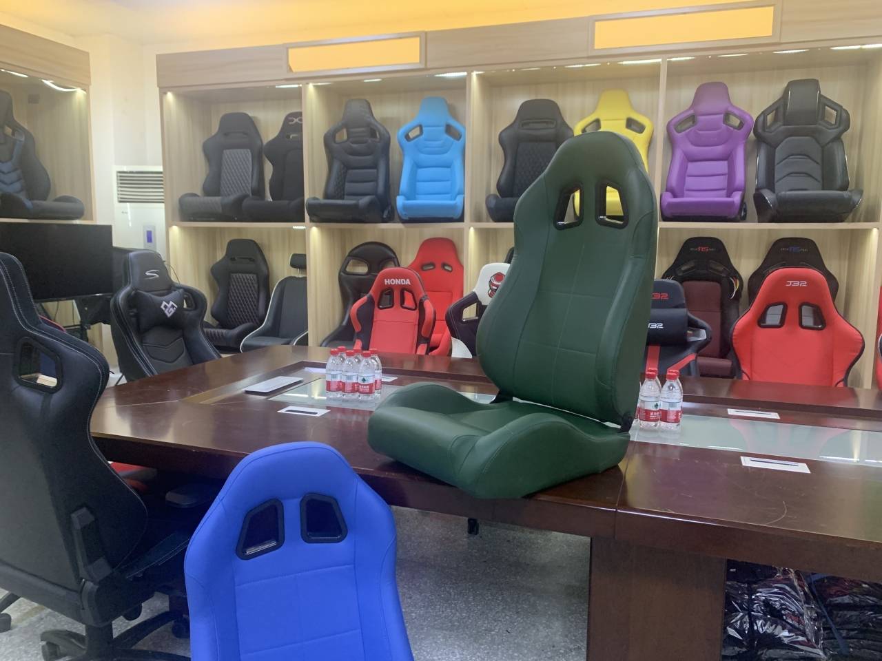 “温州元素”亮相卡塔尔世界杯！教练席、替补席座椅为瑞安企