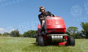 剪草机消声器组件