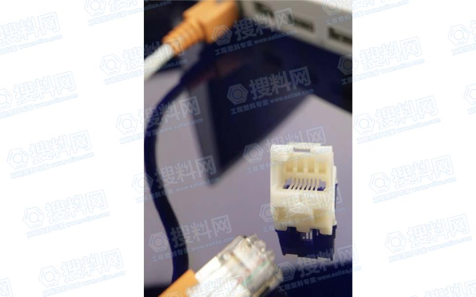 精细电子衔接器