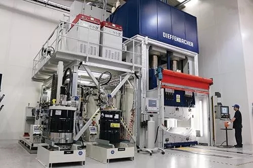 疾速成型的热固性汽车复合资料：为量产而平衡的特性