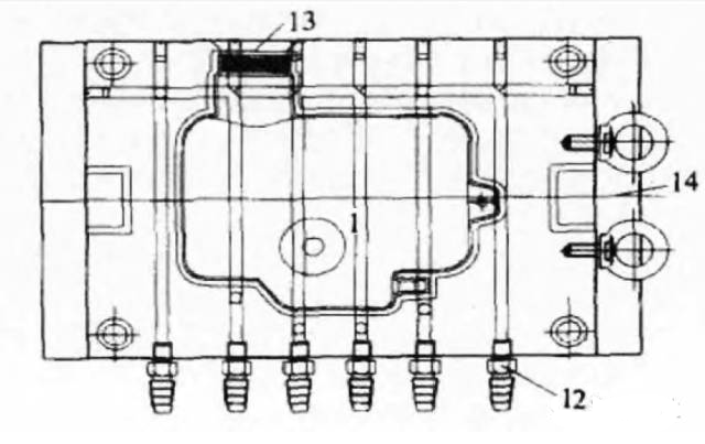浅议塑料油箱挤出吹塑成型与模具设计工艺