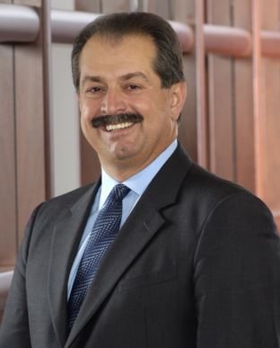 陶氏化学CEO利伟诚将延迟退任