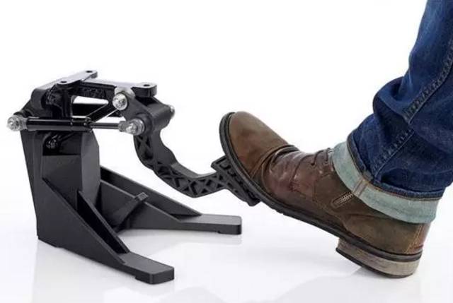 美国公司开收回新型碳纤维填充尼龙复合资料