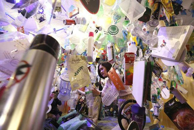 泰国举办塑料垃圾展览活动 提高人们节约意识(组图)