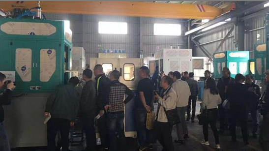 国际首家注拉吹模内贴标产品展现会圆满举行