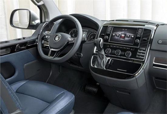 群众汽车采用复合塑料内芯为汽车“减负”