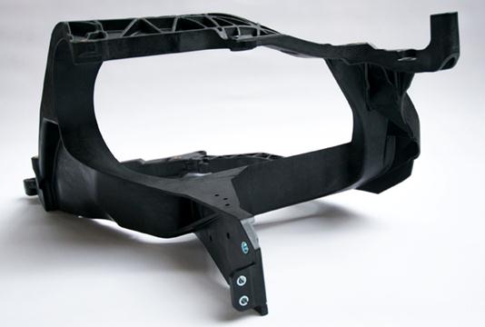 汽车资料以塑代钢 尚未迸发但已走很远