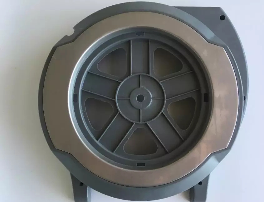 注塑制品表面发生缺陷的缘由