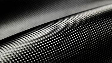 碳纤维复合资料成为汽车轻量化不二之选