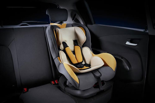 儿童安全座椅注塑和吹塑工艺的4大区别