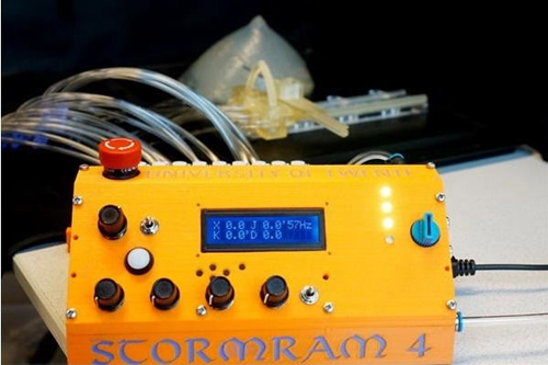 可在MRI设备内做活组织检测的3D打印塑料机器人