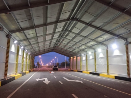 劳斯伯格模拟隧道为无人驾驶提供模拟隧道交通场景
